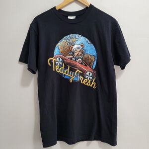 Teddy Fresh 2020 T-shirt Electric Car Astronaut Space Size Medium